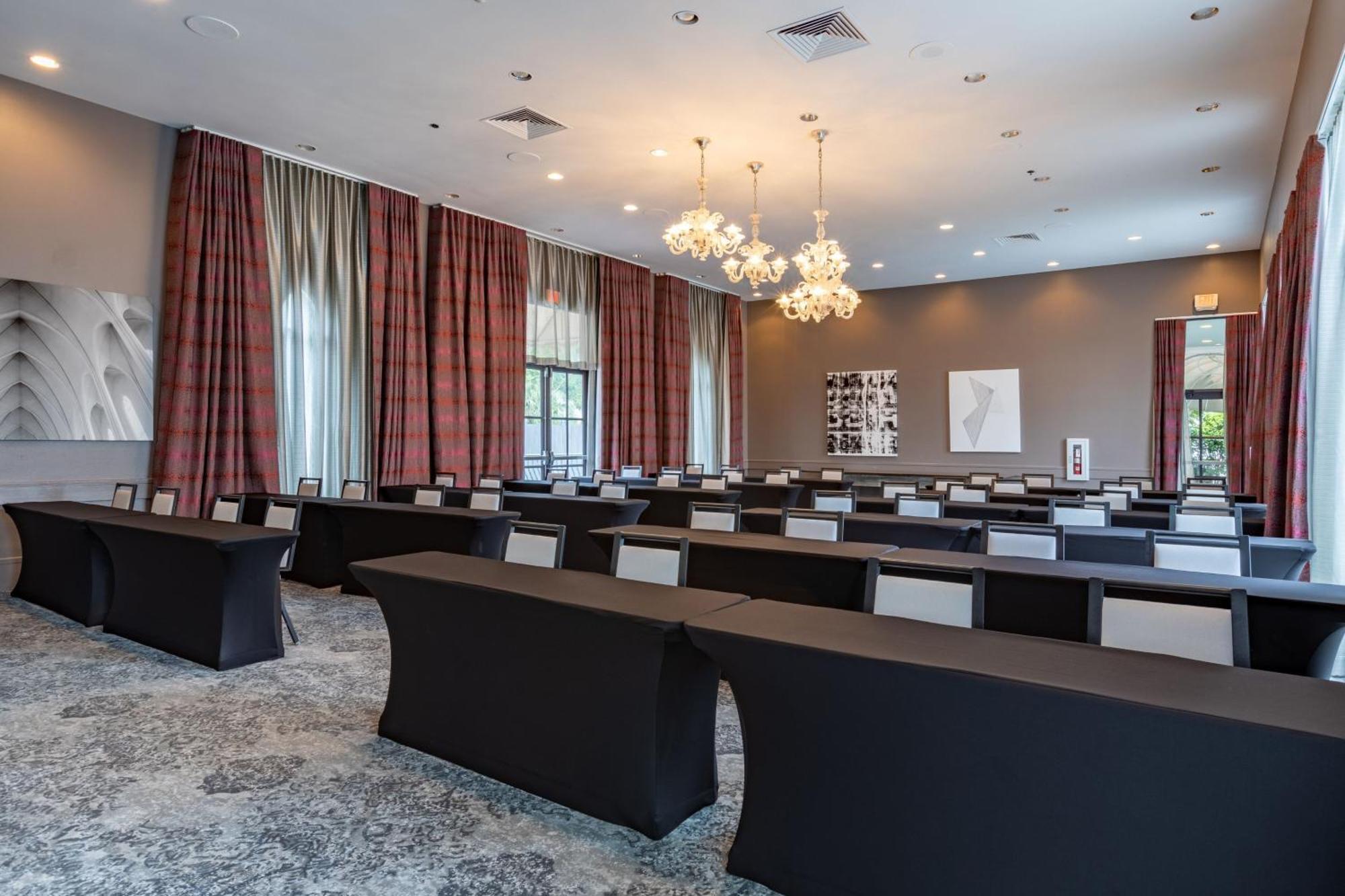 Castle Hotel, Autograph Collection Williamsburg Екстер'єр фото